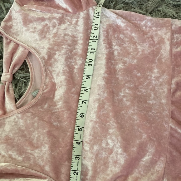 Girls pink velvet skater dress! Size 14 - Picture 7 of 7